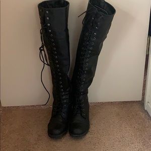 Very cute and sexy over the knee lace up boots!